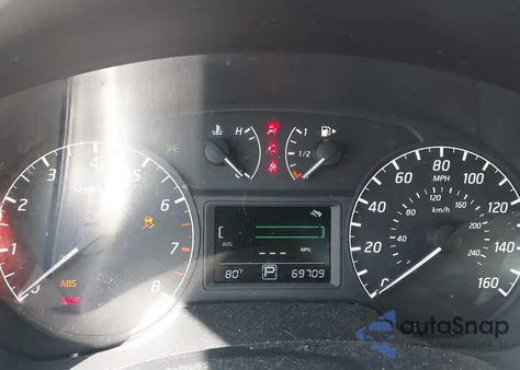 2017 Nissan Sentra S z USA, uszkodzony, nr VIN 3N1AB7AP0HY292076